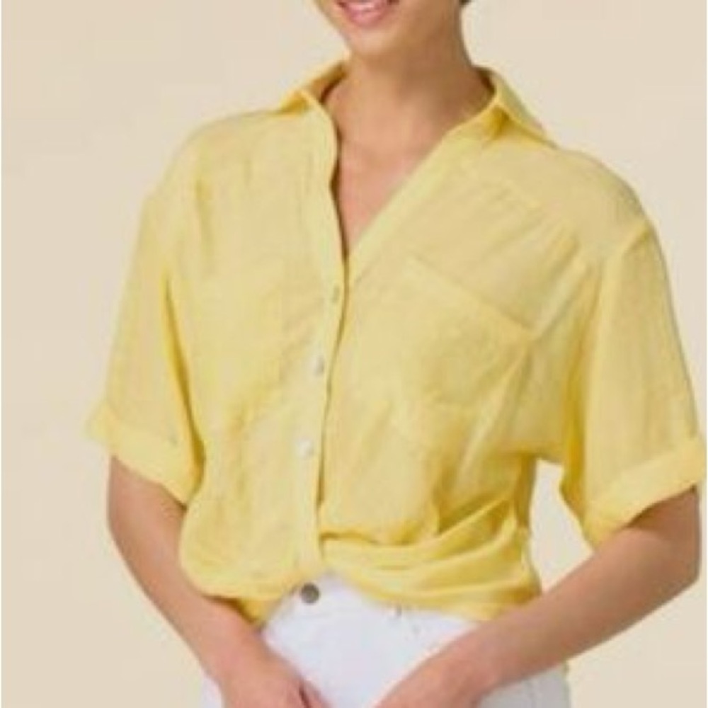 Lily Star Light Yellow Button-Down Shirt Size XL 65% Rayón 33% polyester